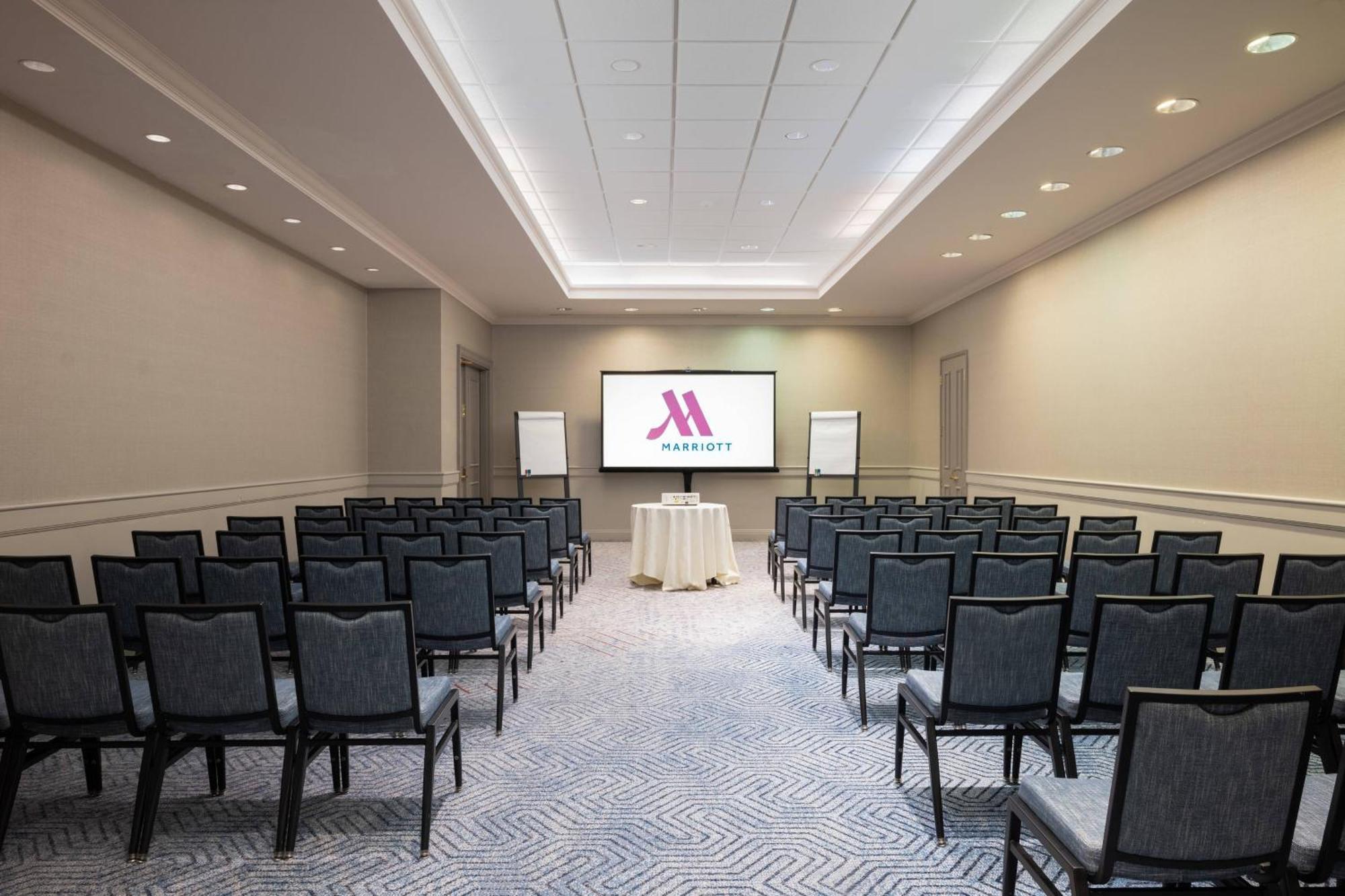 Mystic Marriott Hotel And Spa Groton Εξωτερικό φωτογραφία